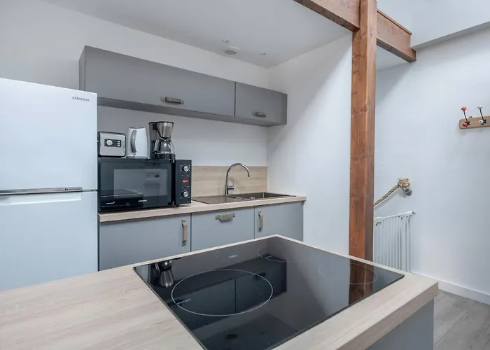 Pour 4 - 300m De La De