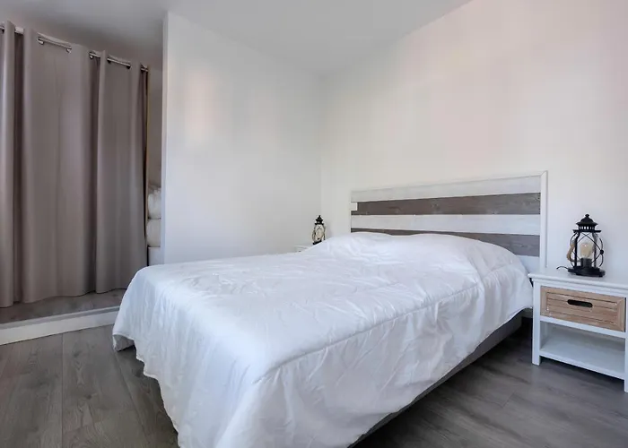 Pour 4 - 300m De La De Apartamento